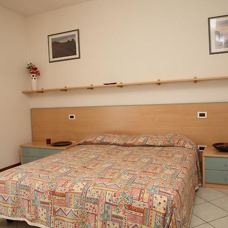 Apartamento Villini Joker Ai Frassini Cavallino-Treporti Exterior foto